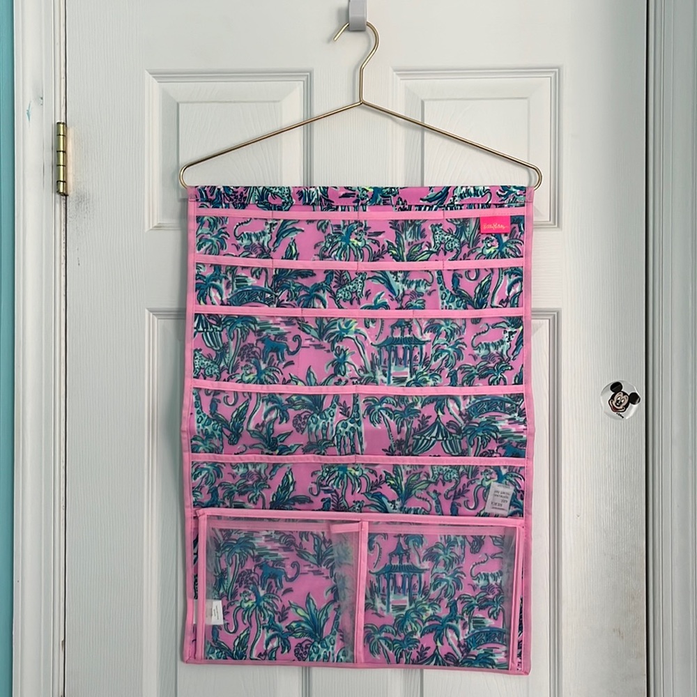 LP Wall Organizer